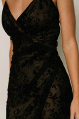 Ayesha Fitted Gown | Black